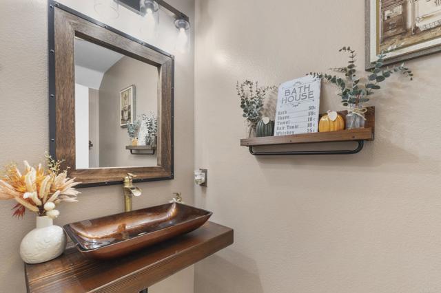 Detail Gallery Image 7 of 40 For 1223 Seagreen Pl, San Diego,  CA 92154 - 3 Beds | 2/1 Baths