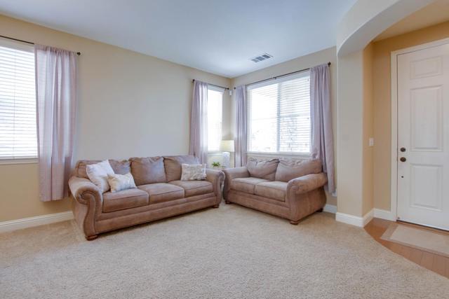 1251 Mulberry Street, Hollister CA: https://media.crmls.org/mediaz/cc0fdf9f-826d-45f3-bedc-4ab63ce2a460.jpg