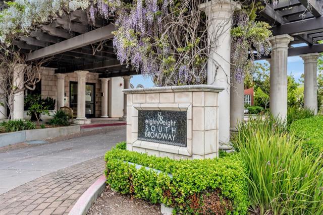88 S Broadway, Millbrae CA: https://media.crmls.org/mediaz/cc103979-d981-44e4-95a4-db16ebe95610.jpg
