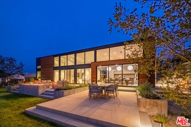 6756 Wandermere Road photo 1
