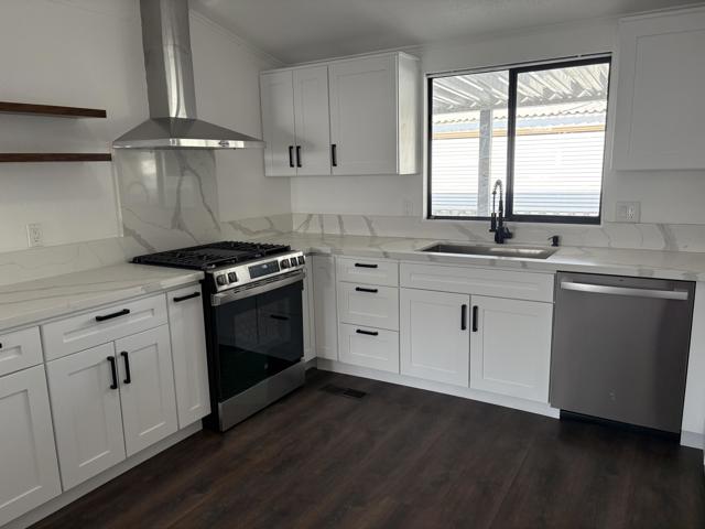73851 Desert Greens S Drive, Palm Desert CA: https://media.crmls.org/mediaz/cc12a0c5-8be9-4d0b-90ea-03505a6f48c4.jpg