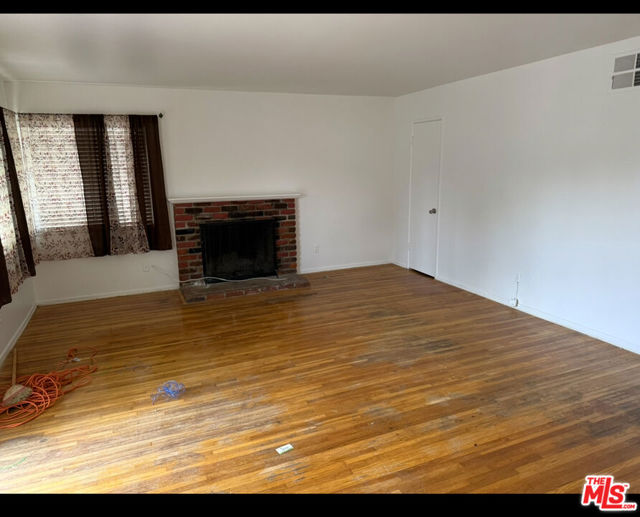 44250 Kirkland Avenue, Lancaster CA: https://media.crmls.org/mediaz/cc131b38-c5cf-4e27-81de-8db13ddcb73c.jpg
