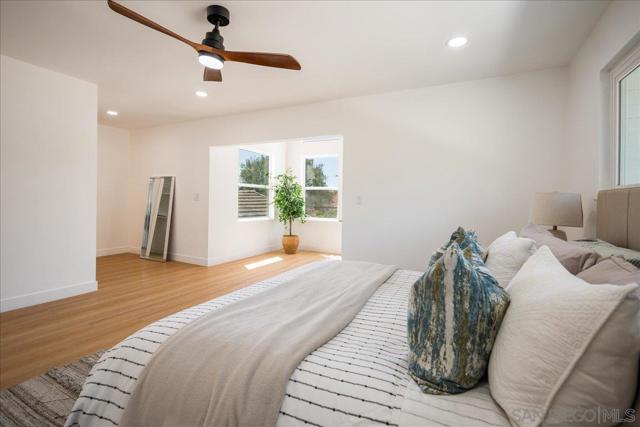 17283 Montero Rd, San Diego CA: https://media.crmls.org/mediaz/cc142498-e479-4d2c-a202-e10e47bb3b22.jpg