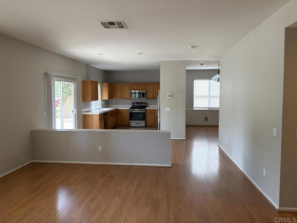 756 Avenida Abeja - photo 6