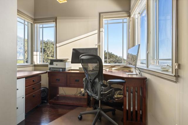 107 Dolphine Avenue, El Granada CA: https://media.crmls.org/mediaz/cc161984-a35a-49b3-8055-5399187c3961.jpg