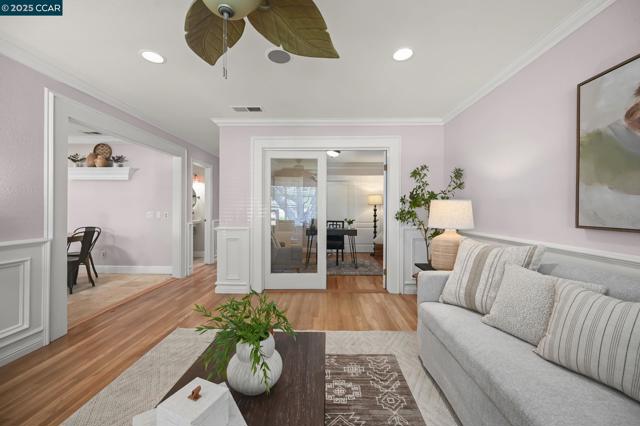 427 Dale Rd, Martinez CA: https://media.crmls.org/mediaz/cc163b30-c09d-471e-979a-dbe0e0ba320a.jpg