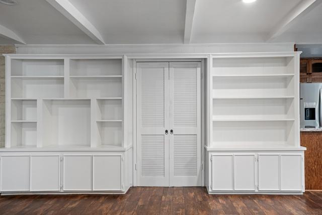 4201 Avenida Gregory, Spring Valley CA: https://media.crmls.org/mediaz/cc165492-5dd5-4ef7-8445-118ece3e796e.jpg