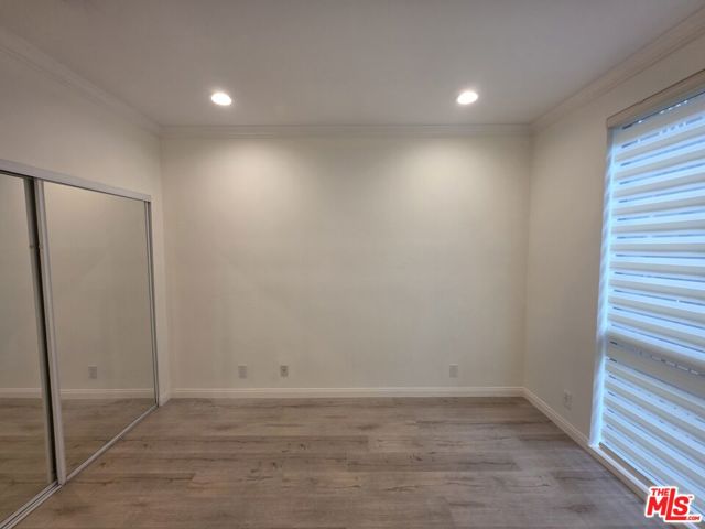 12000 Goshen Avenue, Los Angeles CA: https://media.crmls.org/mediaz/cc171b9d-74a5-404b-abf8-f1658b48398a.jpg