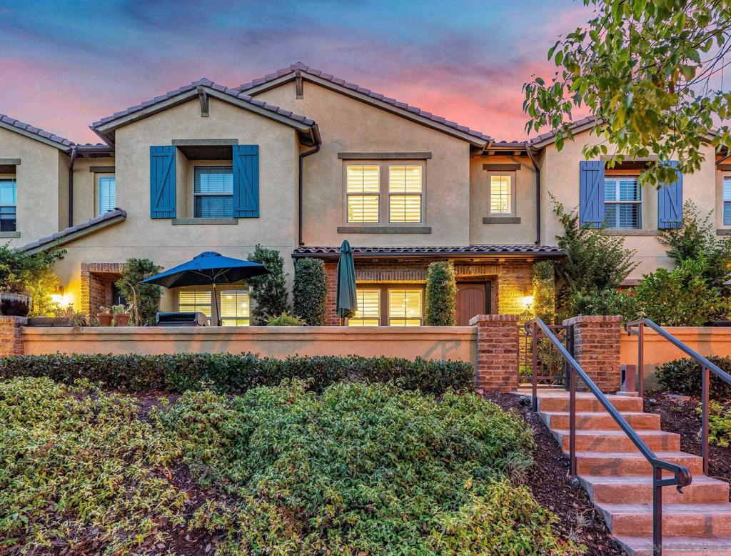 16675 Gill Loop