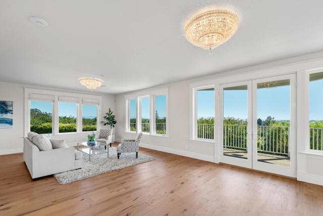 40 S Circle Drive, Santa Cruz CA: https://media.crmls.org/mediaz/cc1795eb-fefc-4186-be2b-9477f5e63aab.jpg