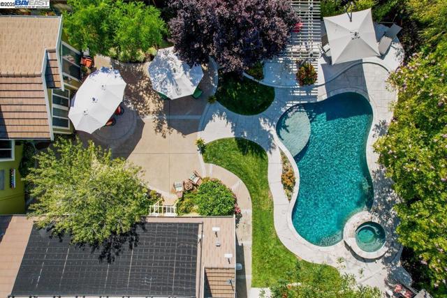 1164 Lexington Way, Livermore CA: https://media.crmls.org/mediaz/cc188f2a-a344-4d9c-8488-7b73d6df88c2.jpg