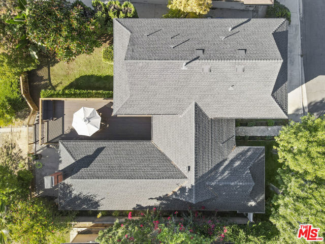 4015 Karelia Street, Los Angeles CA: https://media.crmls.org/mediaz/cc18fb18-b29d-4f83-80c6-663574225395.jpg