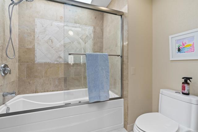 Image 16 of 27 For 4092 Riviera Drive 3