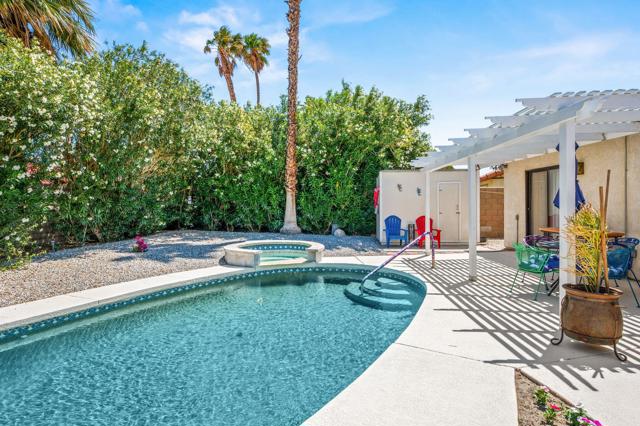 67470 Quijo Road, Cathedral City CA: https://media.crmls.org/mediaz/cc19a58b-2960-4be7-992a-fb620bc4a751.jpg