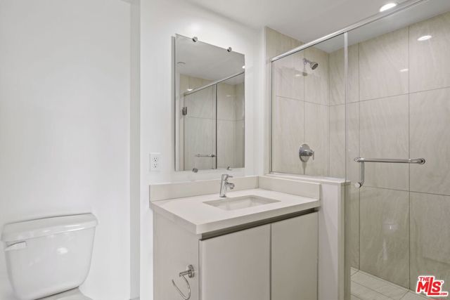 1233 Westgate, Los Angeles CA: https://media.crmls.org/mediaz/cc1a37eb-44c6-4e7e-835d-275fb30a230d.jpg