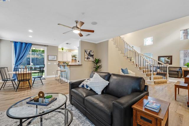 1787 Maralisa Lane, Livermore CA: https://media.crmls.org/mediaz/cc1a63d2-79c1-46df-be32-2535fda1f292.jpg