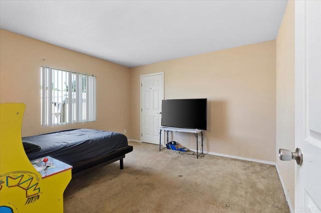 718 Sycamore Avenue, Vista CA: https://media.crmls.org/mediaz/cc1b1558-ea9c-414c-907e-f09e3188d0f7.jpg