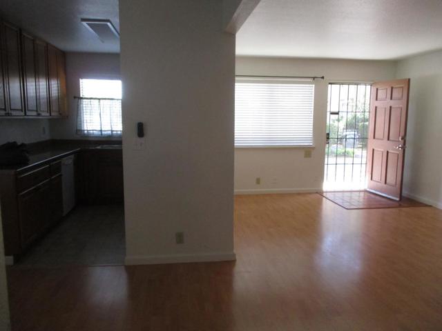 6825 Filbro Drive, Gilroy CA: https://media.crmls.org/mediaz/cc1b1a29-26e4-4c80-9b4f-27a7e56bd240.jpg