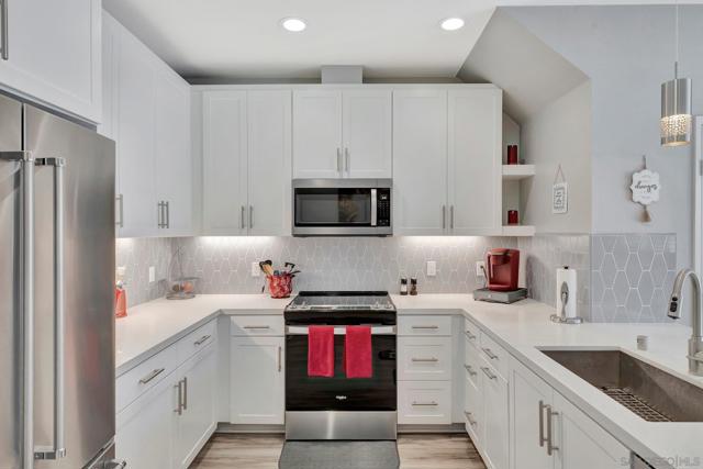 7603 Sage Ct., Santee CA: https://media.crmls.org/mediaz/cc1b203c-e108-4d1e-b7f6-e8c6e8d3f620.jpg