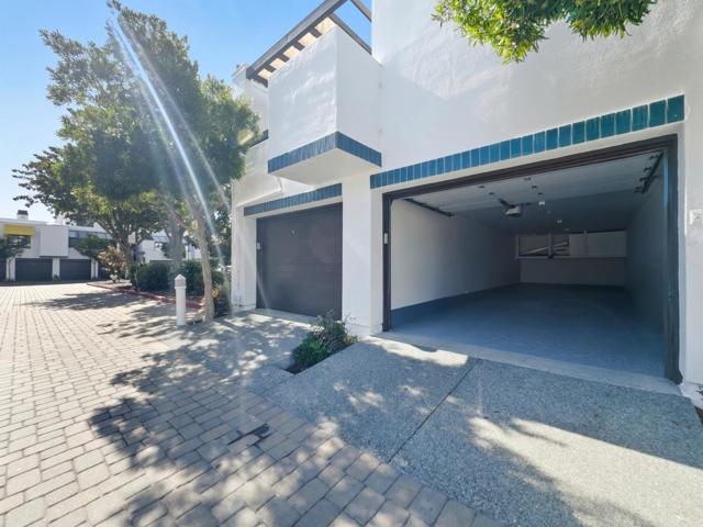 831 Balboa Lane, Foster City CA: https://media.crmls.org/mediaz/cc1b4b8e-7084-4f4d-a9d1-e4ebead3a36c.jpg