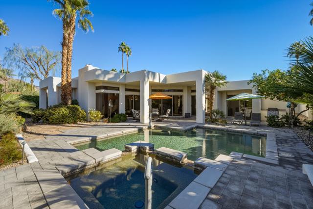 48700 San Pedro Street, La Quinta CA: https://media.crmls.org/mediaz/cc1ca299-b35d-4f53-a548-e2adf73bd3a5.jpg