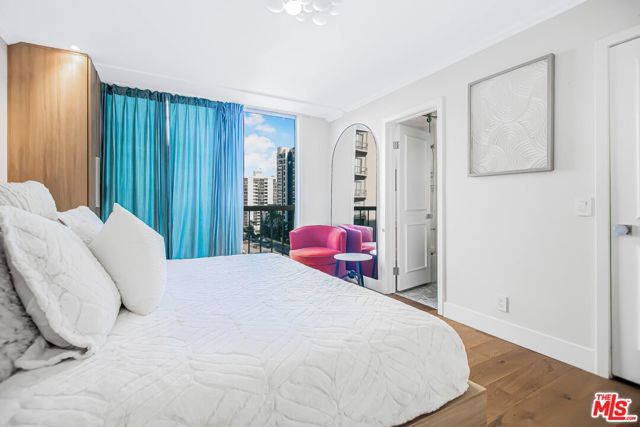 10751 Wilshire Boulevard, 801 photo 6