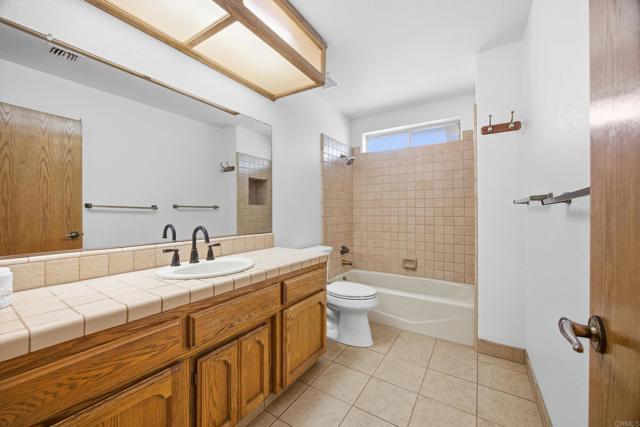 Detail Gallery Image 33 of 55 For 905 Cimarron Ct, Ridgecrest,  CA 93555 - 4 Beds | 2/1 Baths