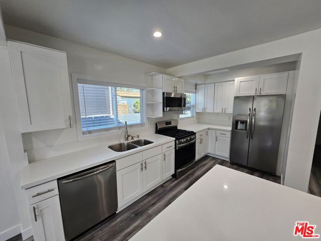 4031 Brunswick Avenue, Los Angeles CA: https://media.crmls.org/mediaz/cc1e5ace-a2d1-4fef-9f5b-6aa0da23c176.jpg