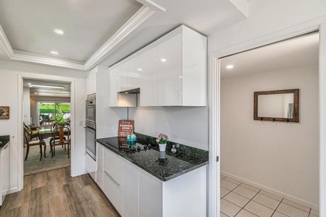 5076 Cribari Bluffs, San Jose CA: https://media.crmls.org/mediaz/cc1eb77d-150c-433d-9422-bee3ce73351c.jpg