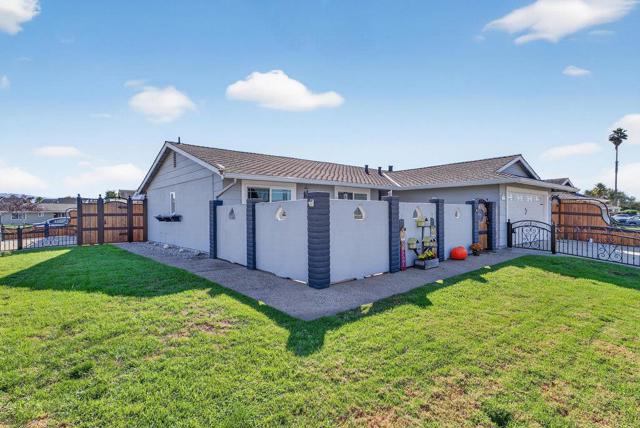 12932 Truman Street, Salinas CA: https://media.crmls.org/mediaz/cc1f7d75-d960-405f-b34b-f6a72a49ca25.jpg