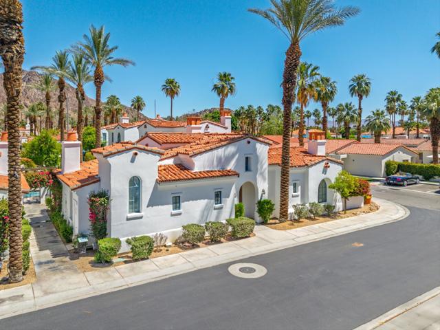 77500 Vista Flora, La Quinta CA: https://media.crmls.org/mediaz/cc20210e-de94-4f67-92a7-5f9884dc68c9.jpg