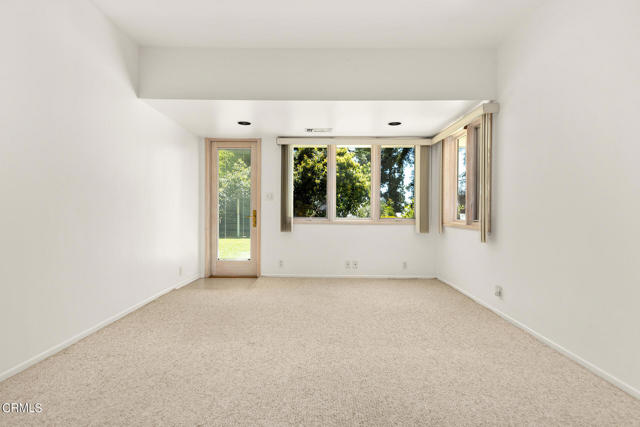 Detail Gallery Image 20 of 28 For 3330 Vosburg St, Pasadena,  CA 91107 - 4 Beds | 2 Baths
