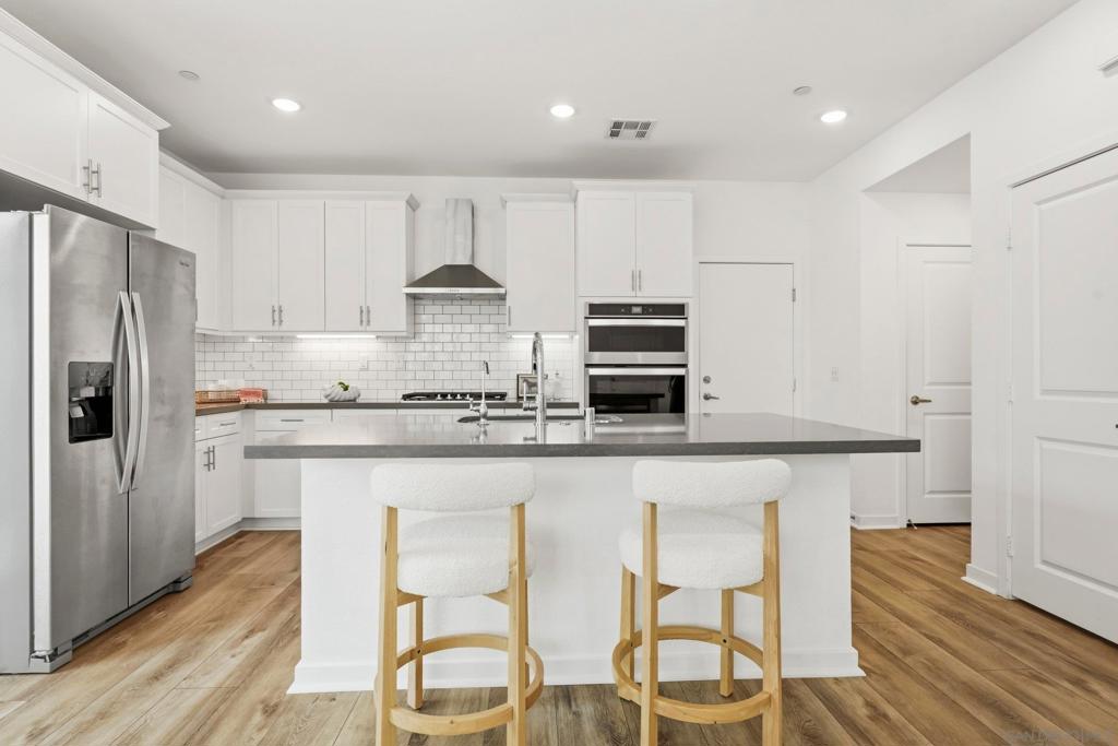 13068 Olympus - photo 15