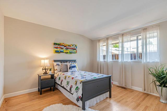 3846 Shasta Drive, Santa Clara CA: https://media.crmls.org/mediaz/cc2386ab-ffc4-41d9-9cb4-a6ed210be0c7.jpg
