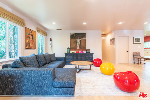 1207 Poinsettia Drive, West Hollywood CA: https://media.crmls.org/mediaz/cc23f278-e5ef-451e-830c-5aa0d5863221.jpg