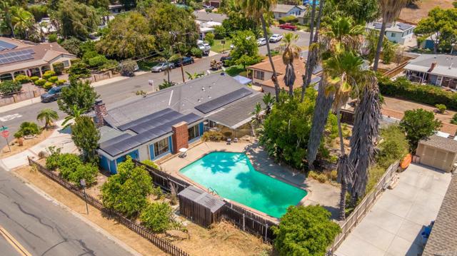 7701 Marie Avenue, La Mesa CA: https://media.crmls.org/mediaz/cc255fad-7ef3-4c13-bd95-62846649161d.jpg