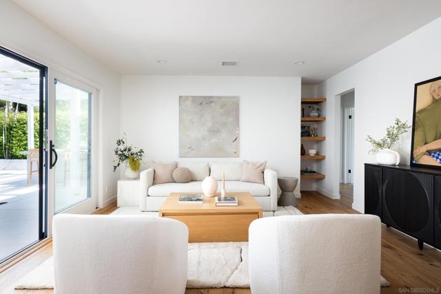 6529 Manana Place, San Diego CA: https://media.crmls.org/mediaz/cc2758cb-dbf6-4604-a78d-aff336c0ef04.jpg