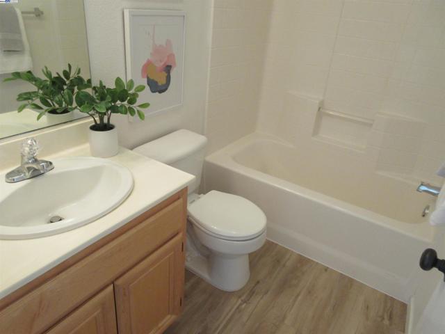 1098 Esparanza Way, San Jose CA: https://media.crmls.org/mediaz/cc277416-bd9a-46e0-a62e-4339069cdc03.jpg