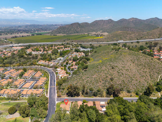 6378 Lada Avenue, Camarillo CA: https://media.crmls.org/mediaz/cc27e6d6-e4c4-4478-8de5-d04b9b243cd2.jpg