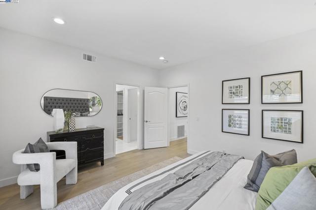 24 Dauphine, Newport Coast CA: https://media.crmls.org/mediaz/cc29803f-7ba7-4a01-931f-921bea5e1713.jpg