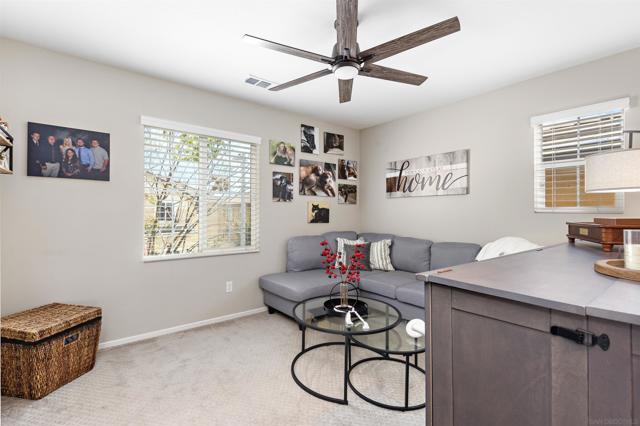 216 Oberlander Way, Fallbrook CA: https://media.crmls.org/mediaz/cc2a1056-c8fc-4341-a9f1-0a59d81b73d0.jpg