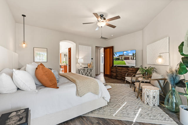 56738 Palms Dr Drive, La Quinta CA: https://media.crmls.org/mediaz/cc2a628d-b48d-4250-bb87-7bb5448ea53d.jpg