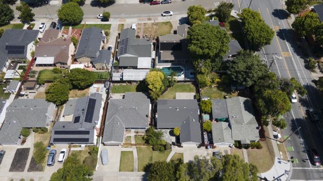 2311 W Hedding Street, San Jose CA: https://media.crmls.org/mediaz/cc2b11aa-aeeb-4699-b458-dd3b85b06c49.jpg