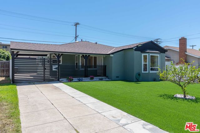 536 Myrtle Street, Glendale CA: https://media.crmls.org/mediaz/cc2b9f9f-f916-4453-9db0-b7381d063985.jpg