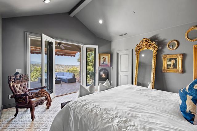 Image 19 of 85 For 100 Hollywood Avenue