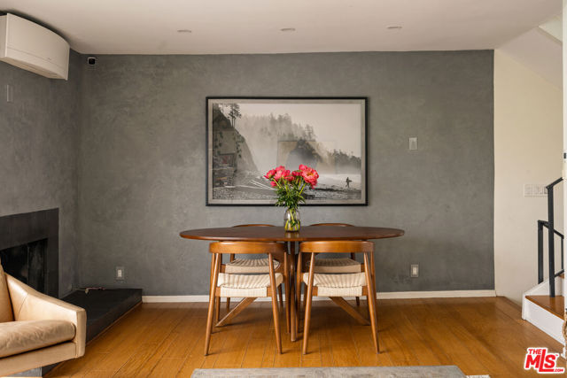 6400 Pacific Avenue, Playa del Rey CA: https://media.crmls.org/mediaz/cc2d2e78-c347-41b5-9798-b911fb2bbb85.jpg