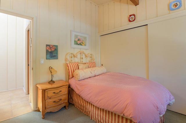 53 Southbank Road, Carmel Valley CA: https://media.crmls.org/mediaz/cc2ec11a-d8b0-43d9-9070-1eed0278fc04.jpg