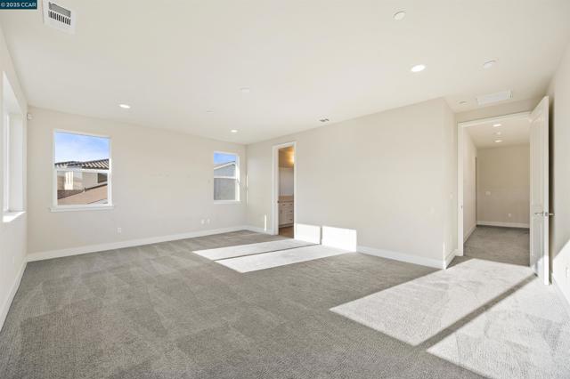 5541 Promontory Way, Antioch CA: https://media.crmls.org/mediaz/cc2f3e95-d736-4c3b-ab86-2e3ca1f800eb.jpg