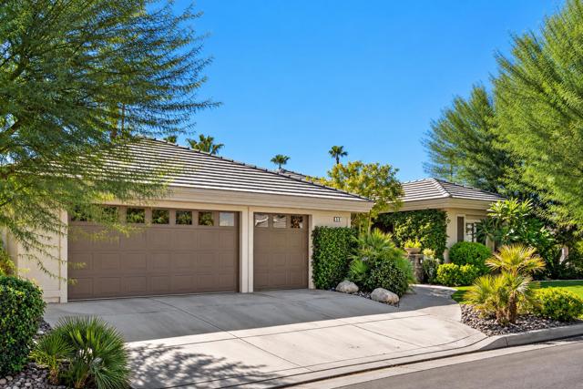 58 Sutton Place E, Palm Desert, CA 92211