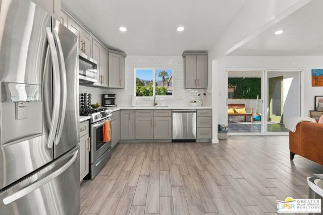 963 S Paseo Caroleta, Palm Springs, CA 92264